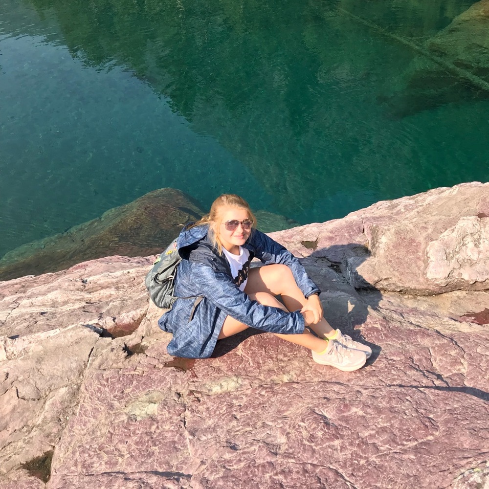 Meet your Posher, Emma